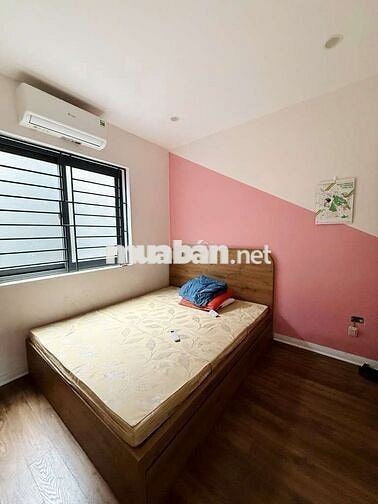 Bán nhà dân xây Ngọc Lâm, ôtô vào nhà,DT 54m2,4 tầng,MT 5m.Giá 11,8 tỷ Bán nhà dân xây Ngọc Lâm, ôtô vào nhà,DT 54m2,4 tầng,MT 5m.Giá 11,8 tỷ