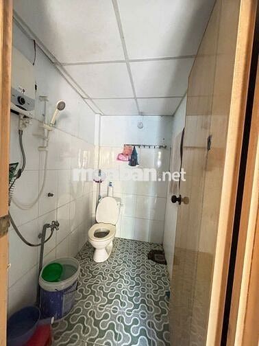 Nhà trệt lộ ô tô phường Bình Thủy