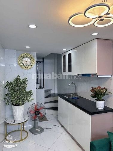 Chỉ 4Tỷ3-Nhà Đẹp 5Tầng-Sổ Riêng 26m2-Phố Minh Khai-Gần Chợ Mơ-Ở Luôn