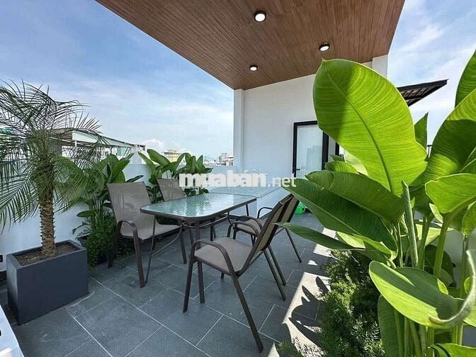 Cho thuê nhà kiệt oto Nguyễn Hoàng