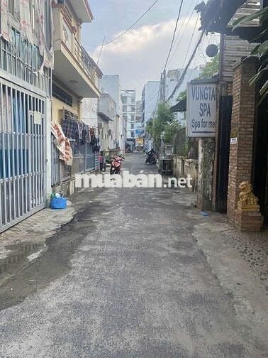 Cho thuê nhà đường Lê Hồng Phong, 4PN, sân để ôtô thoải mái