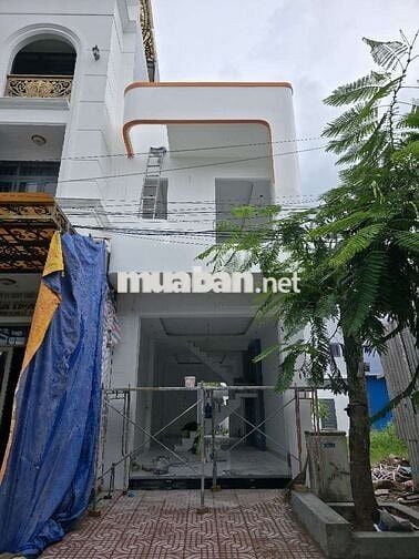 NHÀ 3 PHÒNG NGỦ VỊ TRÍ QUÁ ĐẸP ĐẦU KDC PHÚ AN