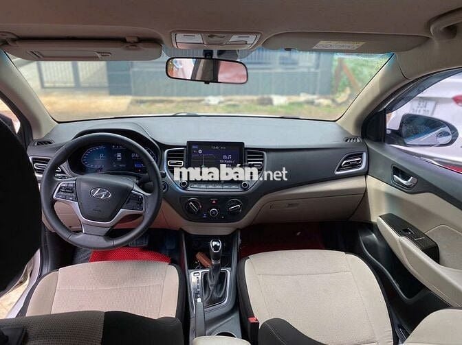 Hyundai Accent 2023 1.4 AT - 50000 km