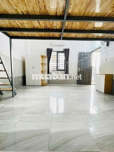 Căn hộ Duplex ngay bến xe miền Đông siêu rộng ở được 3-4 người