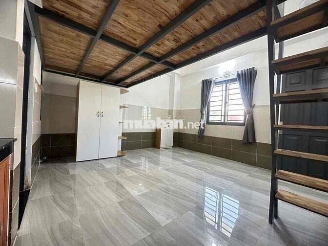 Căn hộ Duplex ngay bến xe miền Đông siêu rộng ở được 3-4 người