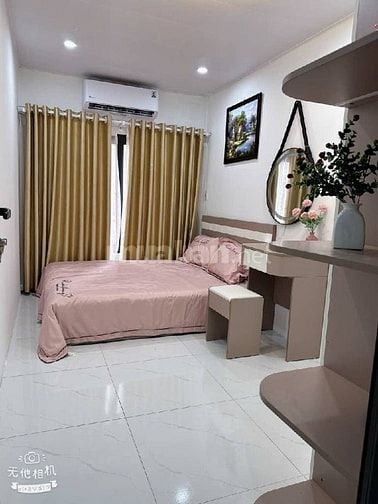 Chỉ 4Tỷ3-Nhà Đẹp 5Tầng-Sổ Riêng 26m2-Phố Minh Khai-Gần Chợ Mơ-Ở Luôn
