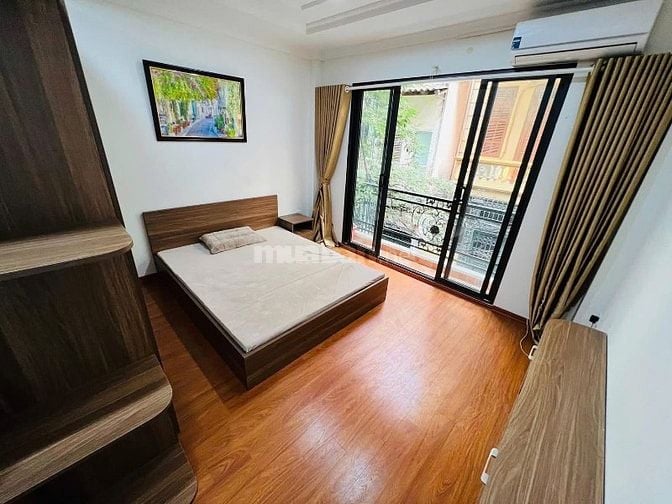 Gần Phố, Ga, Đại học ở Cầu Giấy, 84m2 Ở và cho thuê ngay, lợi lộc 