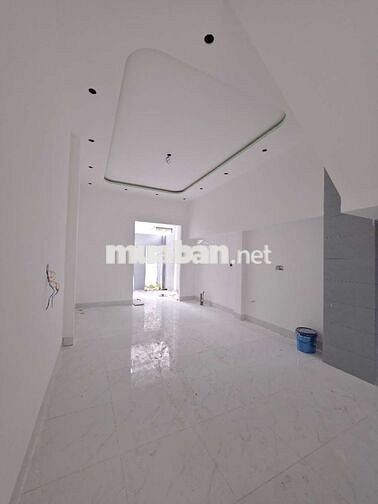 NHÀ 3 PHÒNG NGỦ VỊ TRÍ QUÁ ĐẸP ĐẦU KDC PHÚ AN