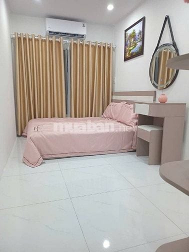 Chỉ 4Tỷ3-Nhà Đẹp 5Tầng-Sổ Riêng 26m2-Phố Minh Khai-Gần Chợ Mơ-Ở Luôn