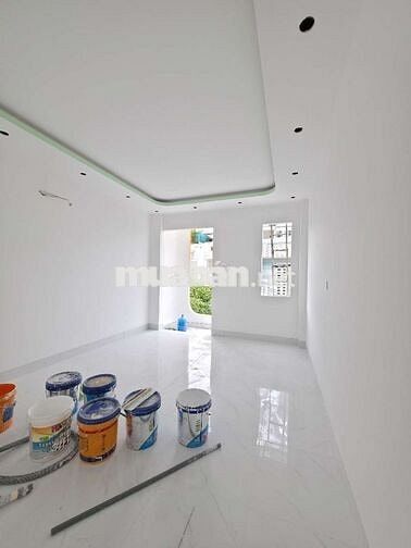 NHÀ 3 PHÒNG NGỦ VỊ TRÍ QUÁ ĐẸP ĐẦU KDC PHÚ AN
