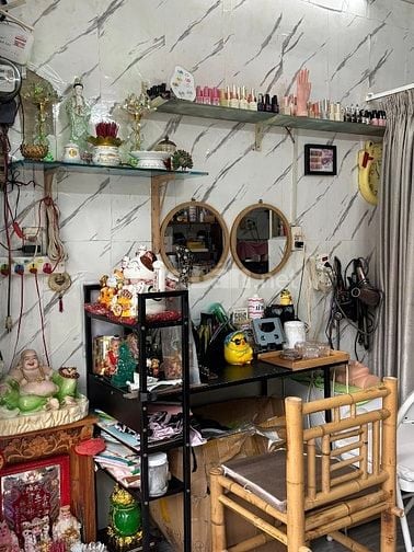 SANG NHƯỢNG Mặt Bằng Spa Nhỏ Xinh Bình Tân