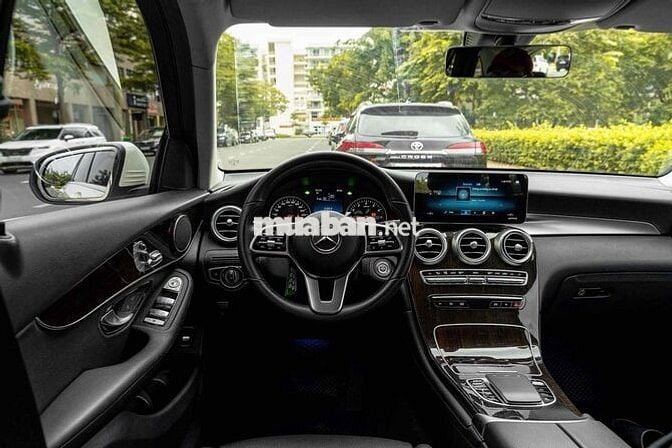 GLC200 (V1) FL 2023 màu trắng cá nhân siêu đẹp
