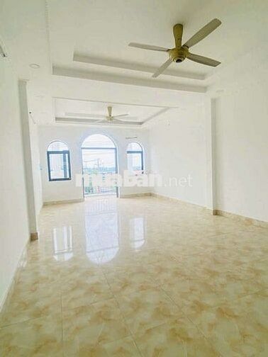 CHO THUÊ NHÀ:
TRỆT 1 LỬNG 1 LẦU MỚI ĐẸP (KDC NGÂN THUẬN)
GIÁ: 8 TRIỆU