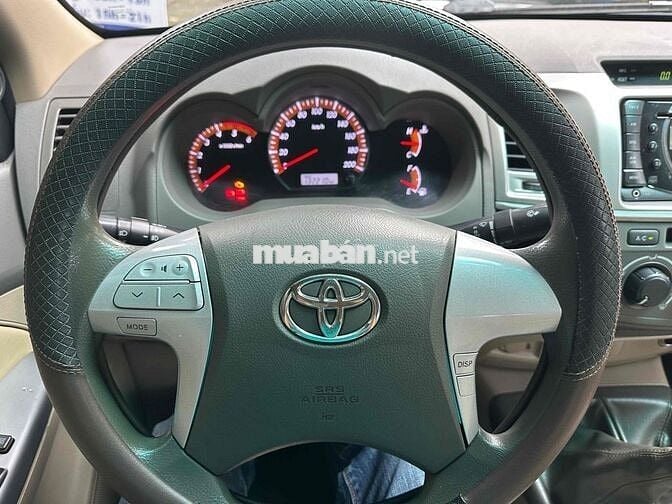 TOYOTA HILUX G 3.0L 4x4 MT NHẬP KHẨU