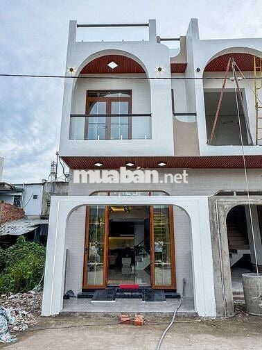 Nhà Lộ 7m Oto tới nhà. Gần kdc Đại Ngân