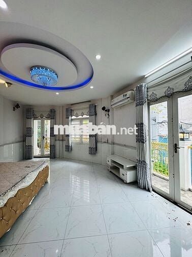 Bán Căn Góc 2 mặt tiền, Tân Sơn Nhì. 4 Tầng Full nội thất.