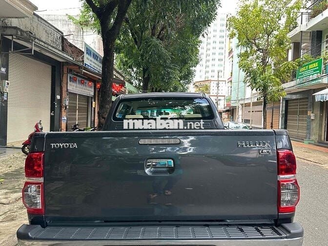TOYOTA HILUX G 3.0L 4x4 MT NHẬP KHẨU