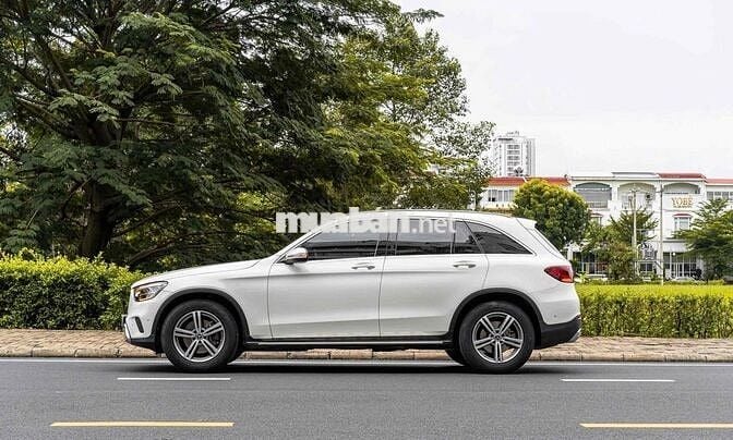 GLC200 (V1) FL 2023 màu trắng cá nhân siêu đẹp