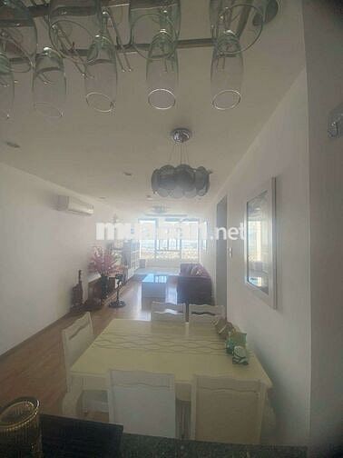 Cần bán căn hộ Hoàng Anh Gia Lai Lakeview 94m2 2 phòng ngủ