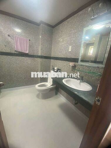 Cần bán căn hộ Hoàng Anh Gia Lai Lakeview 94m2 2 phòng ngủ
