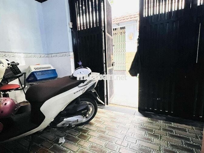 2 TẦNG 2PN LÂM THỊ HỐ QUẬN 12 HXH CHÀO 4,6 TỶ