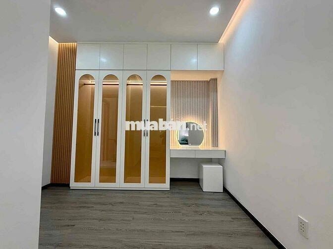 Nhà siêu đẹp-hiếm có, chủ bán cực mềm nhà Chử Đồng Tử- Tân Bình. 38m2