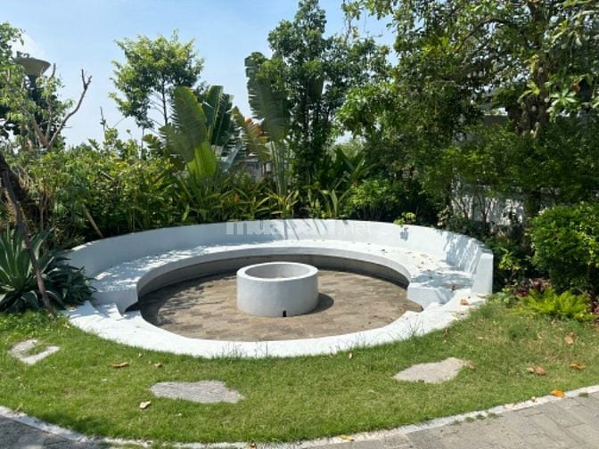 Bán khu đất vườn đã xây nhà và các bun, tiện ích như ressot 