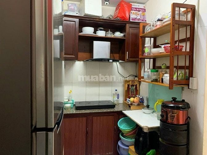 Chính chủ bán nhà phố, hẻm rộng khu dân cư đông đúc, gần chợ, trg học