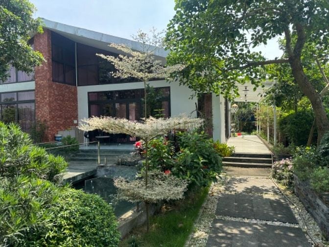 Bán khu đất vườn đã xây nhà và các bun, tiện ích như ressot 