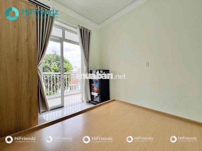Căn hộ mini có bancol thoáng mát ngay sát Đại Học Văn Lang