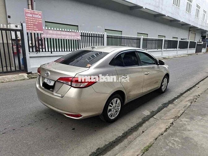 chính chủ bán vios 2020 số sàn.biển tphcm