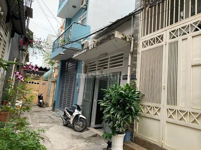 Chính chủ bán nhà phố, hẻm rộng khu dân cư đông đúc, gần chợ, trg học