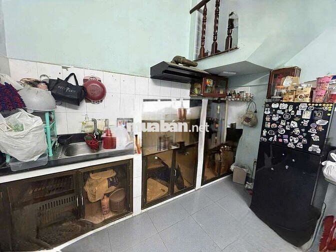 Cho thuê nhà nguyên căn hẻm lê văn lương