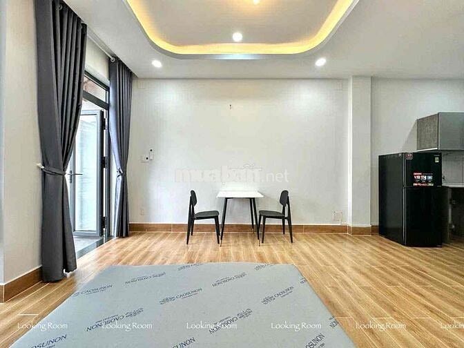 🍎STUDIO BAN CÔNG - CỬA SỔ , THANG MÁY NGAY KHUÔNG VIỆT , GIÁP Q11 👉