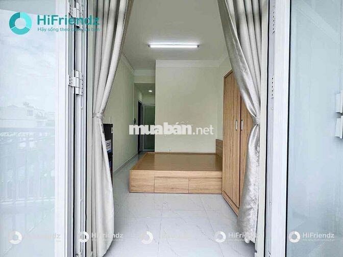 Căn hộ mini có bancol thoáng mát ngay sát Đại Học Văn Lang