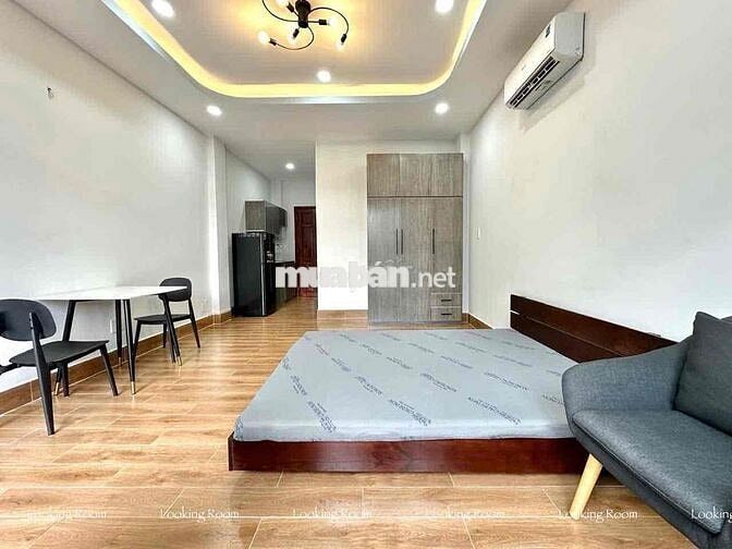 🍎STUDIO BAN CÔNG - CỬA SỔ , THANG MÁY NGAY KHUÔNG VIỆT , GIÁP Q11 👉