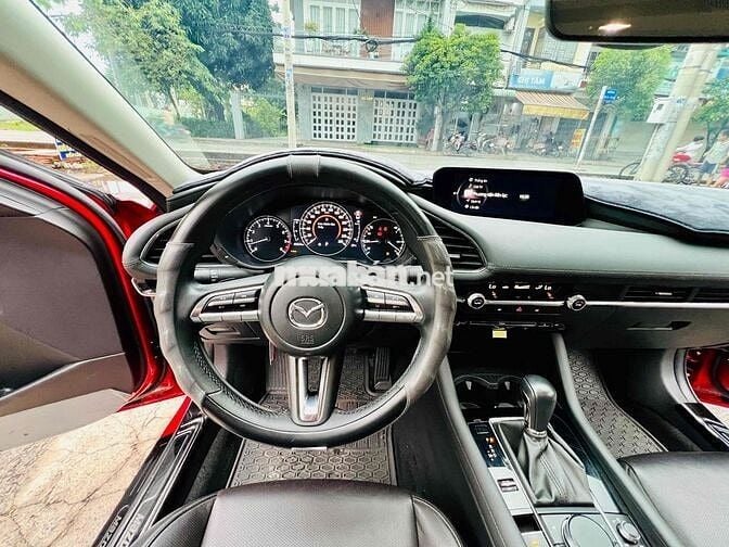 Mazda 3 2022 1.5L Premium - 45000 km