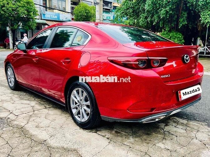 Mazda 3 2022 1.5L Premium - 45000 km