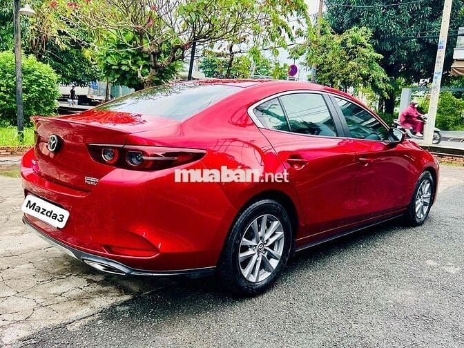 Mazda 3 2022 1.5L Premium - 45000 km