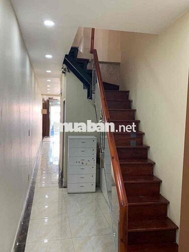Cho thuê gấp nhà mặt tiền đường số 04 Tân Kiểng Quận 7