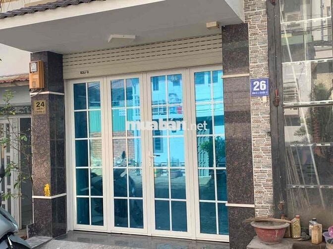 Cho thuê gấp nhà mặt tiền đường số 04 Tân Kiểng Quận 7
