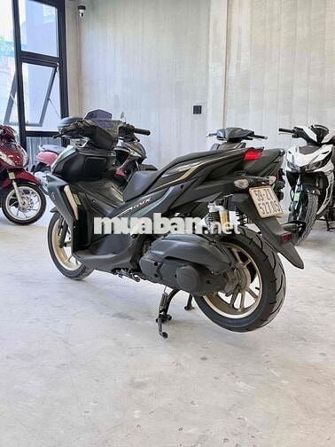 Cần bán Yamaha NVX 155 – đen nhám