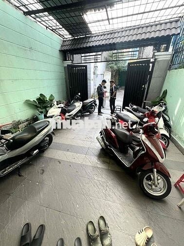 Nhà 1 trệt 1 lầu 5 x 23- 2 sàn rộng lớn phù hợp cty đông nhân viên, kh