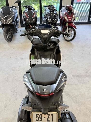 Cần bán Yamaha NVX 155 – đen nhám