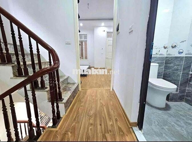 B.á.n nhà Cầu Diễn - 44m2 -Dân xây - Ô tô đỗ cổng - 2 mặt thoáng - Ful