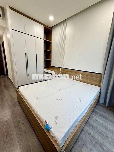 3PN mới 100% view đẹp nhất lầu cao full nội thất. Giá thuê 32tr/tháng