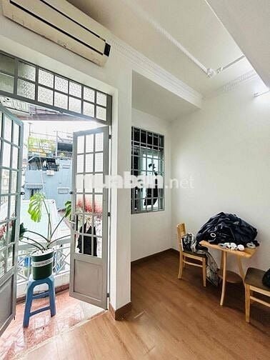 Chính chủ cho thuê - Duplex ban công