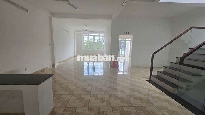 CHO THUÊ NHÀ 8X20(TRỆT+2LẦU) TRỐNG SUỐT NGAY LÊ TRỌNG TẤN KẾ AEON