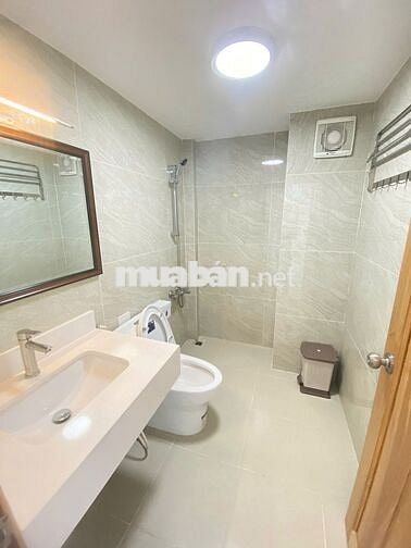 STUDIO BAN CÔNG VIEW THOÁNG THẤY TRỜI, FULL NỘI THẤT GẦN CẦU ĐB.PHỦ