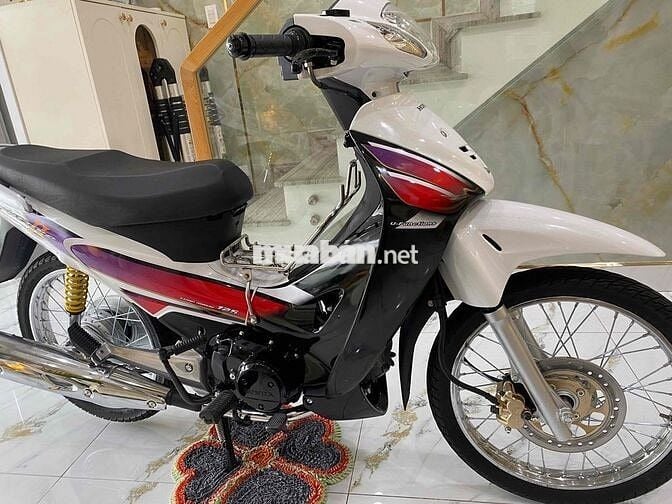 Futre2 màu trắng đen bsố Biên Hòa Đồng Nai phunnew